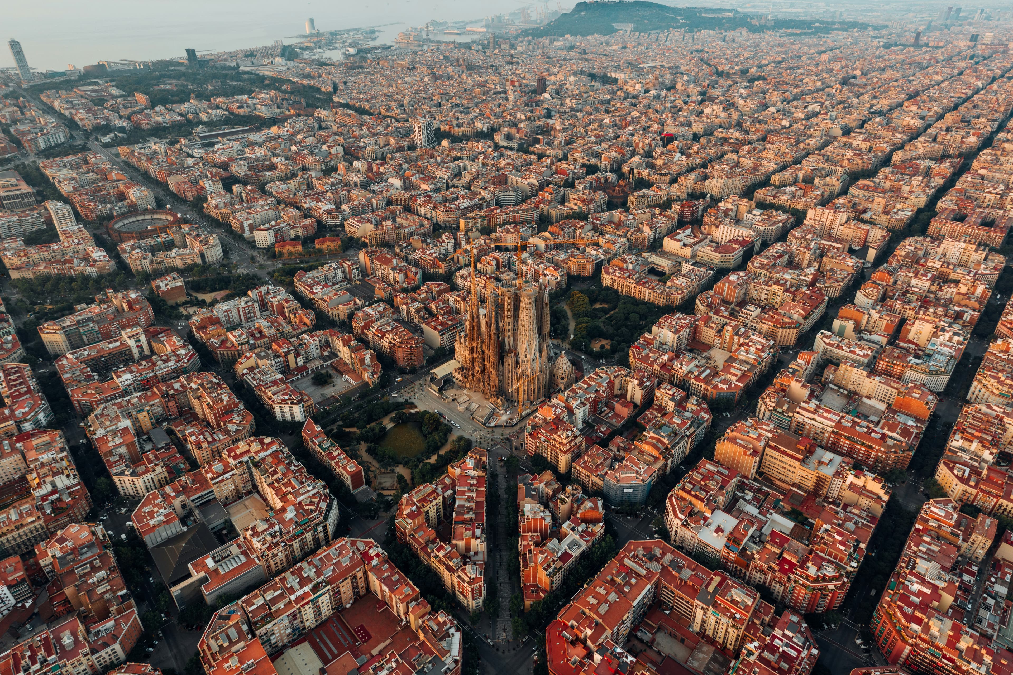 Barcelona bouwt 40 flats in 10 dagen