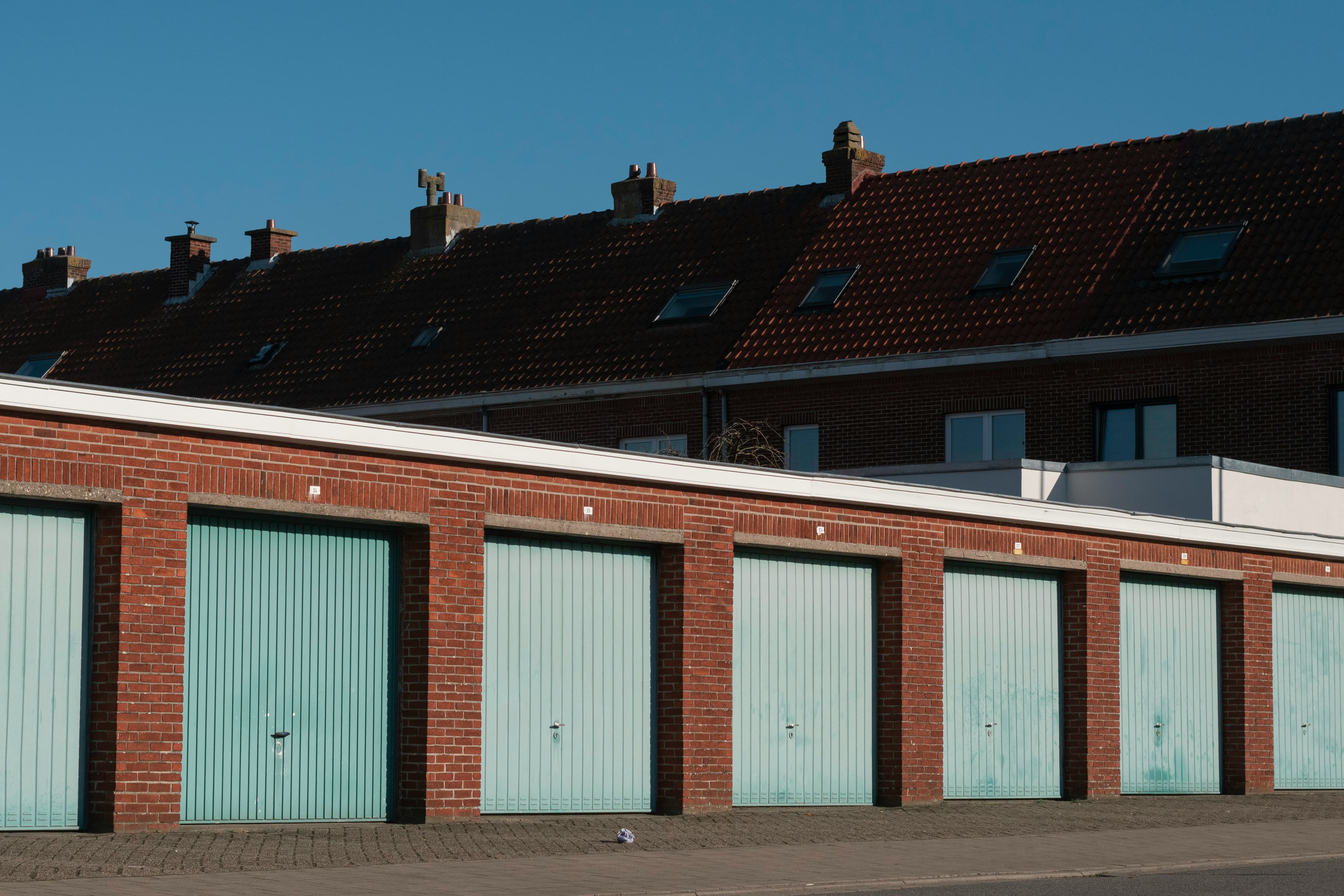 Garageboxen als woning? Onderbenutte ruimte biedt kansen